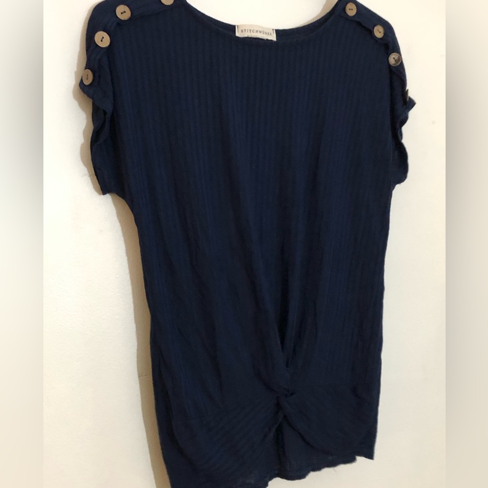 Stitch works Women’s  navy blue shirt